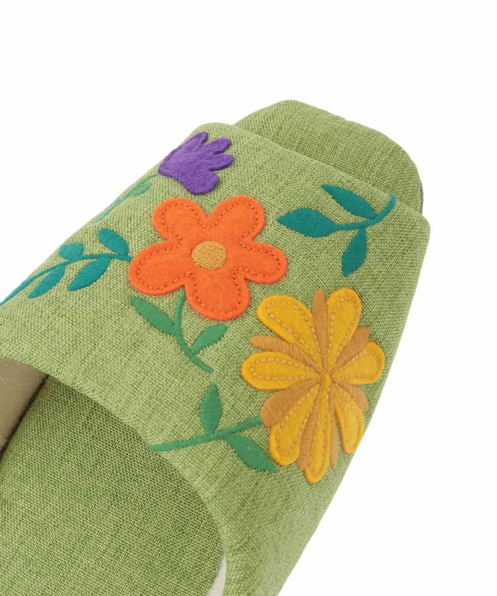 GNFTG02025 Jocomomola(ホコモモラ) 【洗える】フラワー刺繍オープントゥスリッパ グリーン
