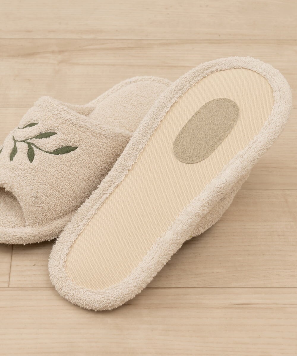 GQ6GD02028 Sybilla(バイヤーズ セレクト) 【Sybilla】アメリア3　スリッパ  ベージュ