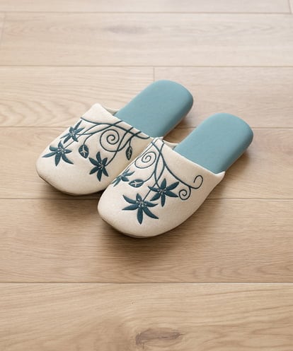 GQ6GD03025 Sybilla 【Sybilla】ヘニオ スリッパ