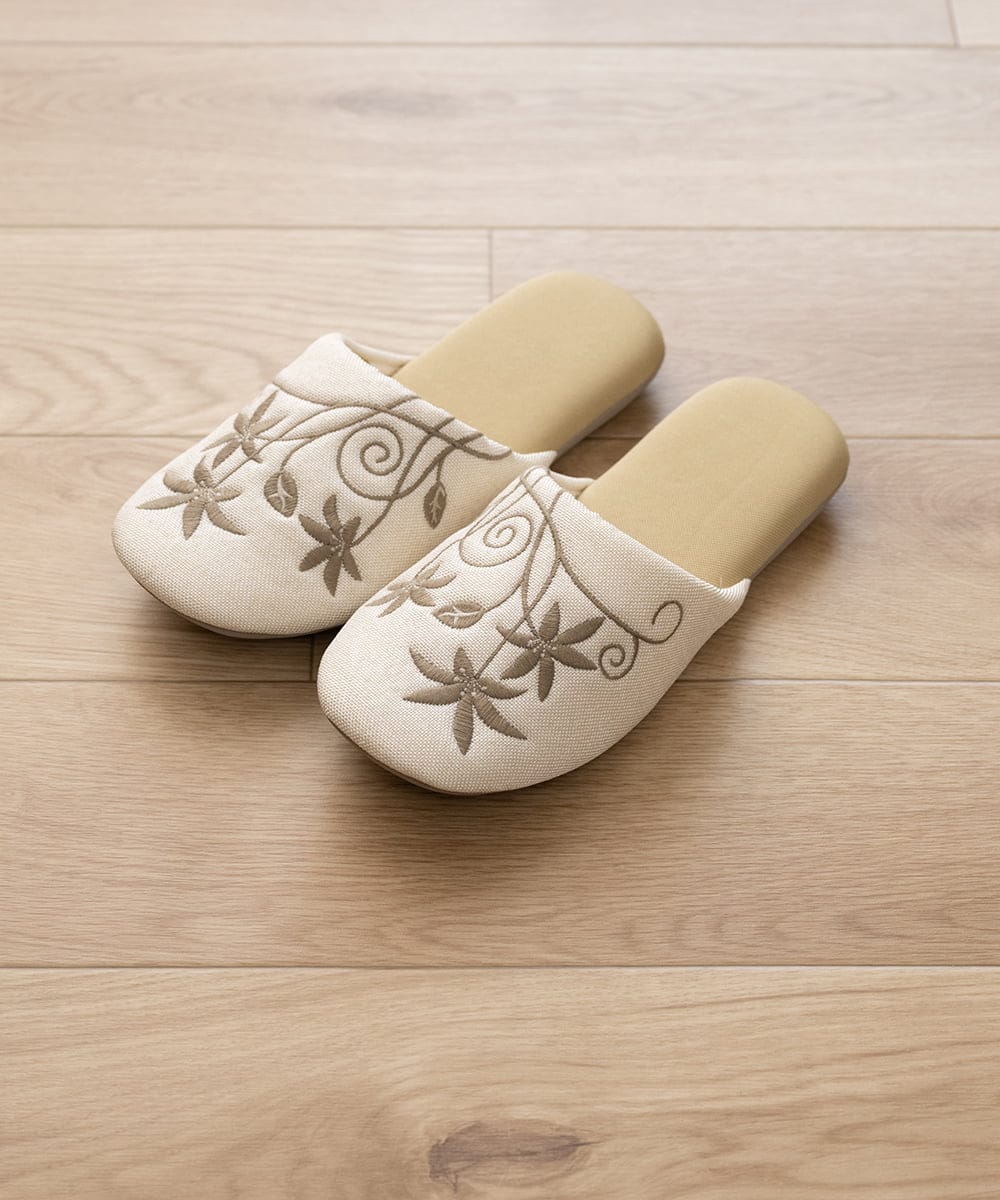 GQ6GD03025 Sybilla(シビラ) 【Sybilla】ヘニオ スリッパ  ベージュ