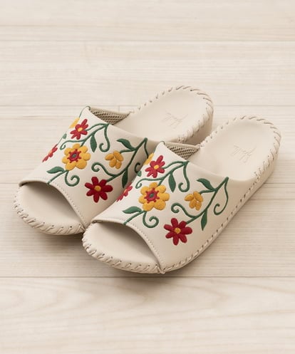 GQ6GD05050 Sybilla 【Sybilla】フロラシオン スリッパ