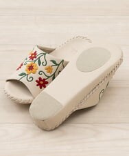 GQ6GD05050 Sybilla(バイヤーズ セレクト) 【Sybilla】フロラシオン スリッパ  ベージュ