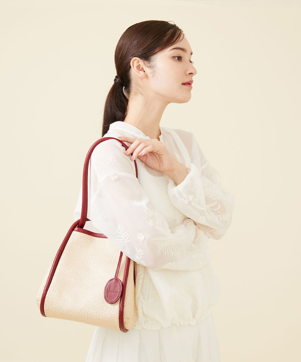 GY5GX02430 Sybilla(シビラ) ◆受注生産につき返品・交換・キャンセル不可◆パナマ織りラウンドフォルムバッグ レッド