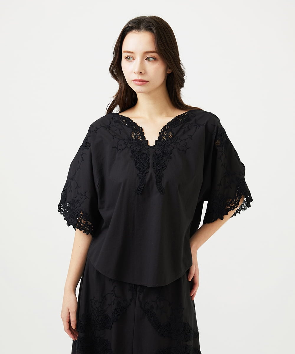 GYBGF30800 Sybilla(シビラ) ◆受注生産◆フラワーレース刺繍ブラウス ブラック