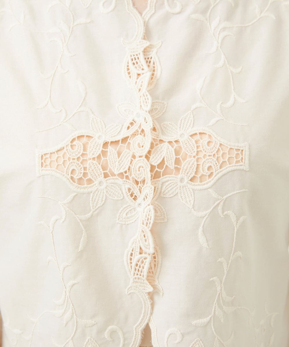 GYBGF31900 Sybilla(シビラ) ◆受注生産◆フラワーレース刺繍ボレロブラウス アイボリー