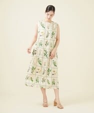 GYEGX40690 Sybilla(シビラ) ◆受注生産につき返品・交換・キャンセル不可◆シルクサテンタックドレス ベージュ