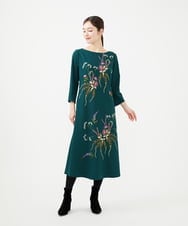 GYEVF02100 Sybilla(シビラ) ◆受注生産◆ブーケフラワー刺繍ドレス グリーン