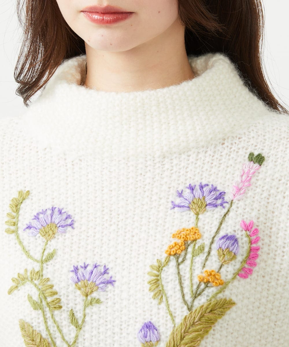 GYFAI03750 Sybilla(シビラ) ◆受注生産◆フラワーハンド刺繍ニット オフホワイト