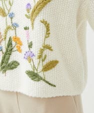 GYFAI03750 Sybilla(シビラ) ◆受注生産◆フラワーハンド刺繍ニット オフホワイト