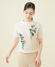 GYFGX01390 Sybilla(シビラ) ◆受注生産につき返品・交換・キャンセル不可◆ボタニカルガーデン刺繍メッシュ編みプルオーバー アイボリー