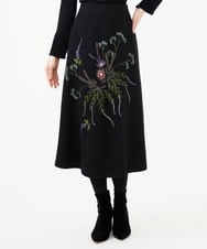 GYHAF03720 Sybilla(シビラ) ◆受注生産◆ブーケフラワー刺繍スカート ブラック