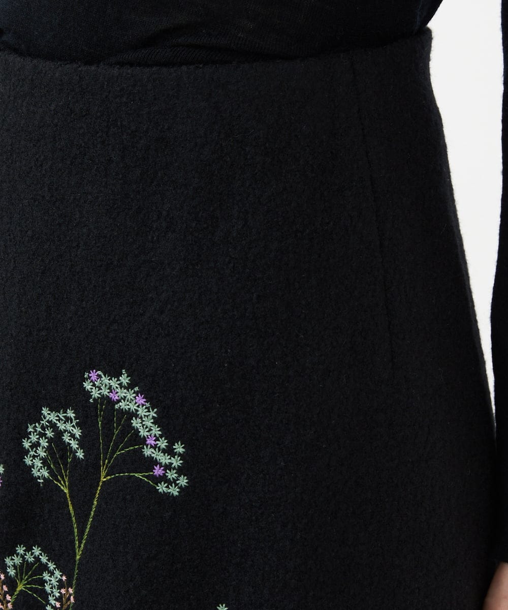 GYHAF03720 Sybilla(シビラ) ◆受注生産◆ブーケフラワー刺繍スカート ブラック