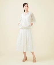 GYHGX01600 Sybilla(シビラ) ◆受注生産につき返品・交換・キャンセル不可◆ボタニカルガーデン刺繍シアースカート ホワイト