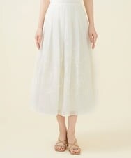 GYHGX01600 Sybilla(シビラ) ◆受注生産につき返品・交換・キャンセル不可◆ボタニカルガーデン刺繍シアースカート ホワイト