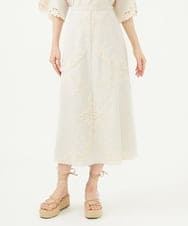 GYHYF32100 Sybilla(シビラ) ◆受注生産◆フラワーレース刺繍スカート アイボリー