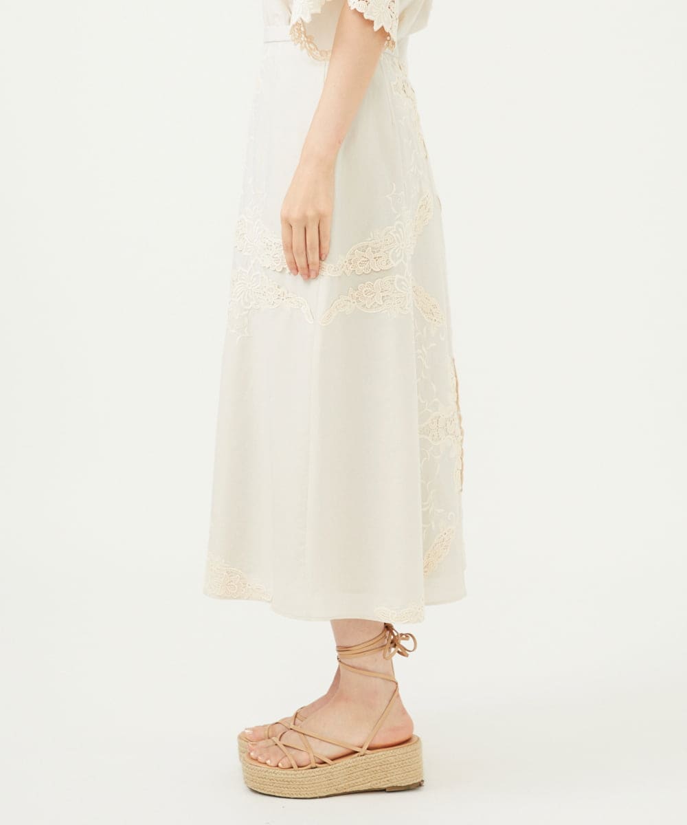 GYHYF32100 Sybilla(シビラ) ◆受注生産◆フラワーレース刺繍スカート アイボリー