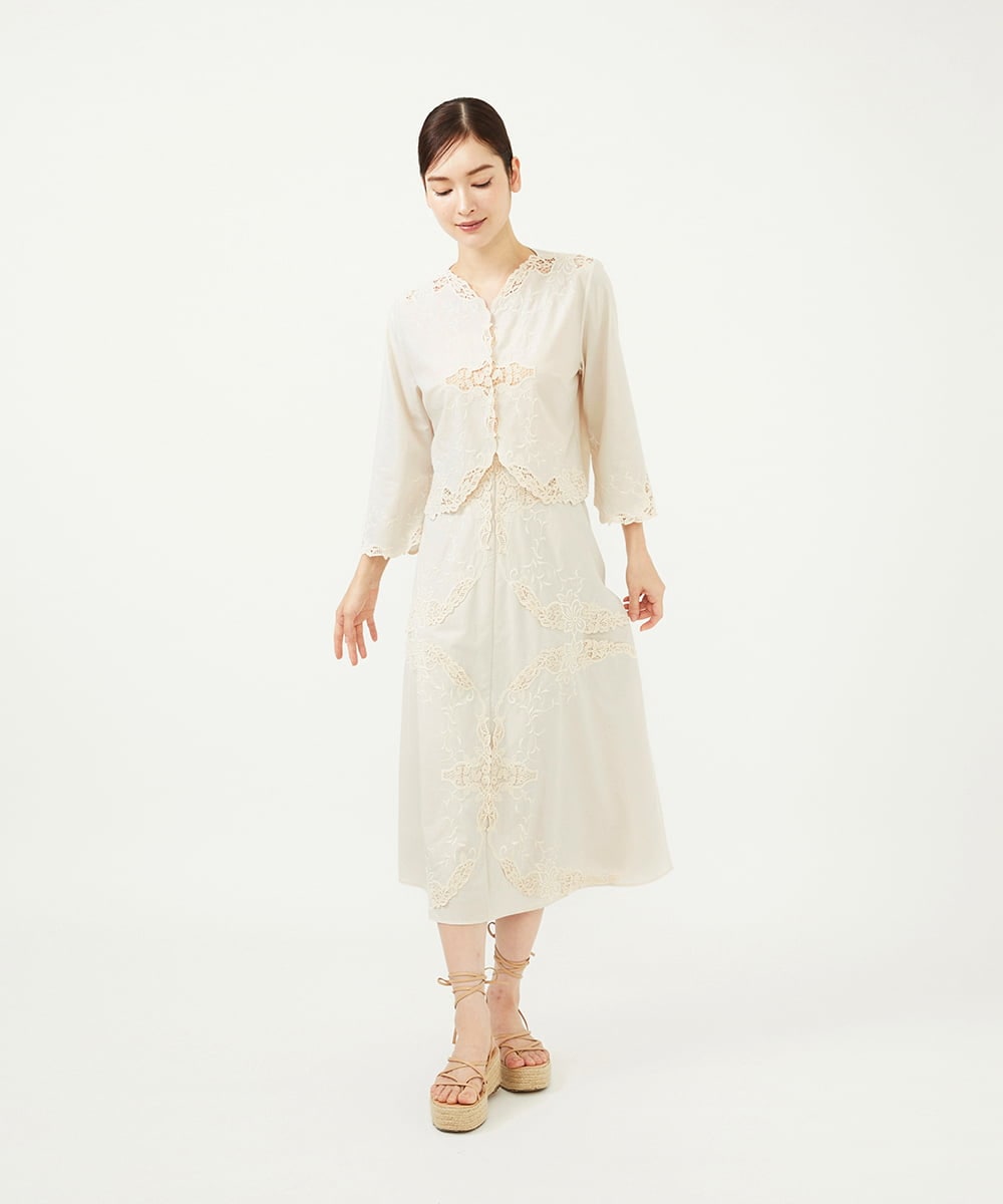 GYHYF32100 Sybilla(シビラ) ◆受注生産◆フラワーレース刺繍スカート アイボリー