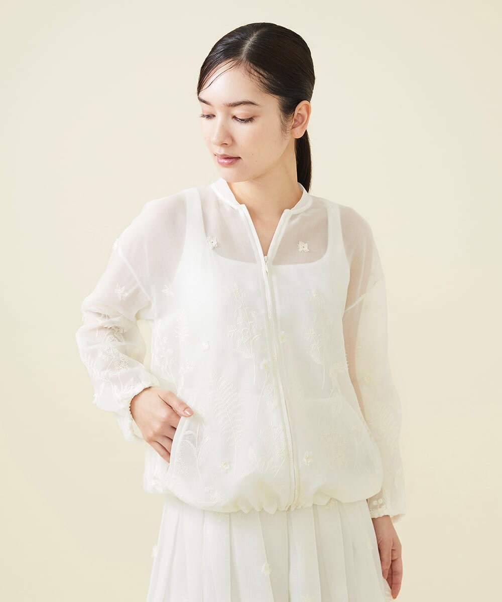 GYJGX01700 Sybilla(シビラ) ◆受注生産につき返品・交換・キャンセル不可◆ボタニカルガーデン刺繍シアーブルゾン ホワイト