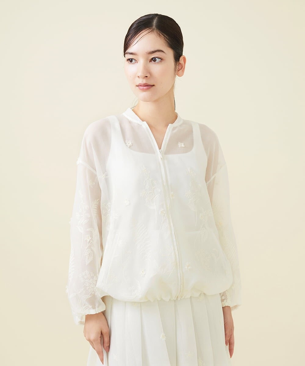 GYJGX01700 Sybilla(シビラ) ◆受注生産につき返品・交換・キャンセル不可◆ボタニカルガーデン刺繍シアーブルゾン ホワイト