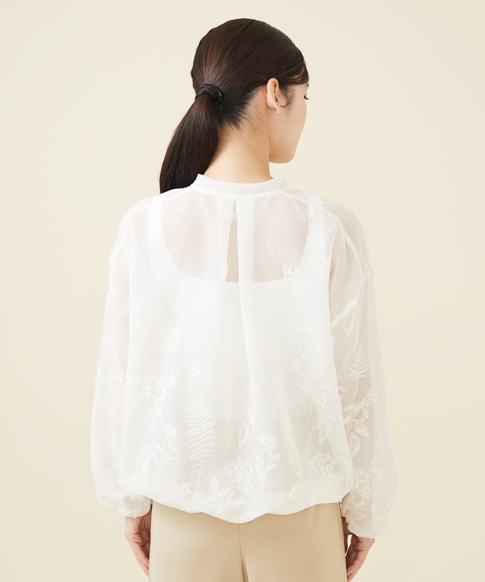 GYJGX01700 Sybilla(シビラ) ◆受注生産につき返品・交換・キャンセル不可◆ボタニカルガーデン刺繍シアーブルゾン ホワイト