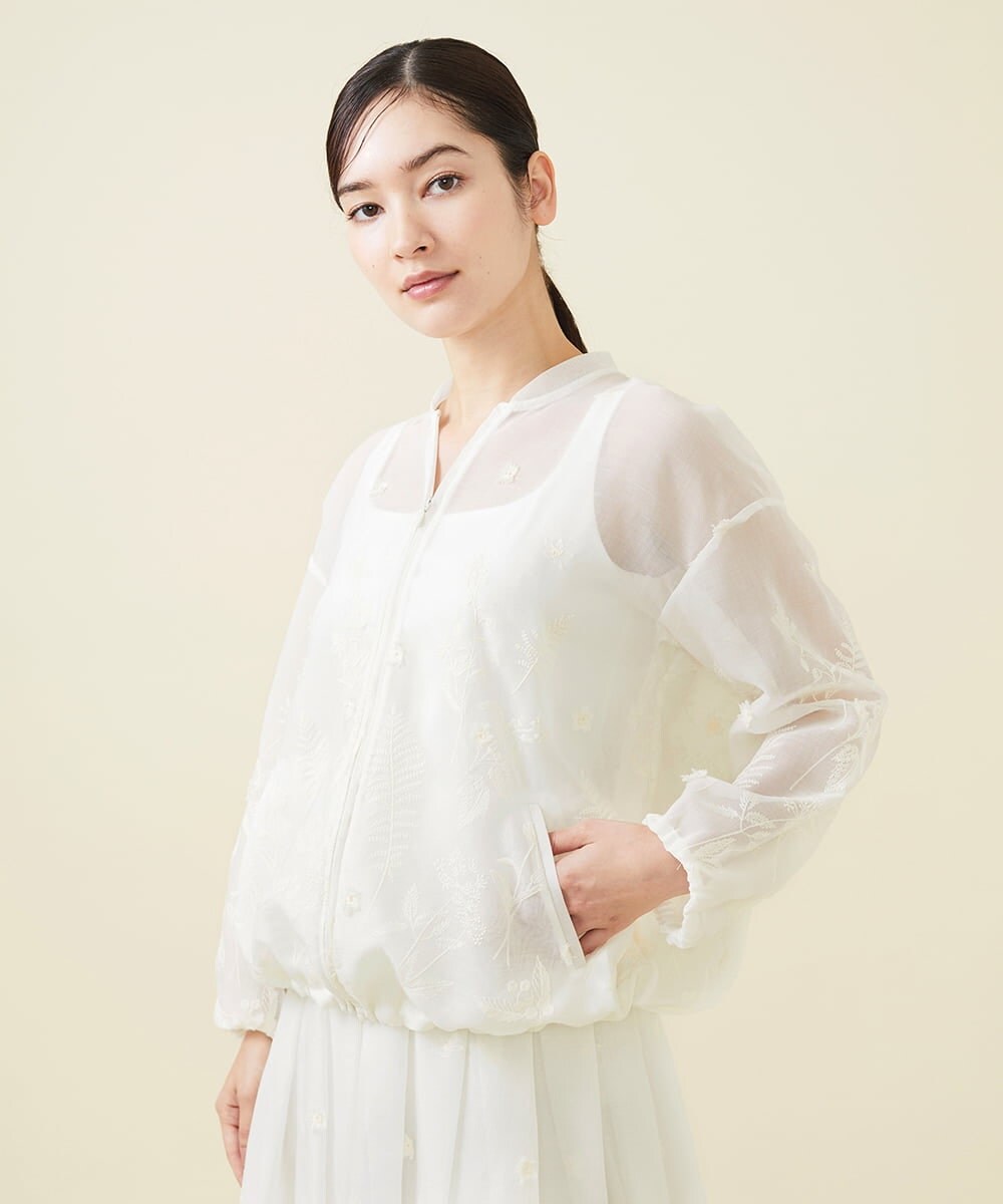 GYJGX01700 Sybilla(シビラ) ◆受注生産につき返品・交換・キャンセル不可◆ボタニカルガーデン刺繍シアーブルゾン ホワイト