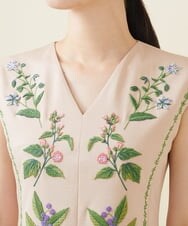 GYPGX01900 Sybilla(シビラ) ◆受注生産につき返品・交換・キャンセル不可◆ボタニカルガーデン刺繍ジャージードレス ピンクベージュ