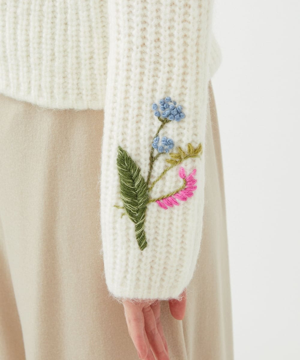 GYSAI01800 Sybilla(シビラ) ◆受注生産◆フラワーハンド刺繍カーディガン オフホワイト