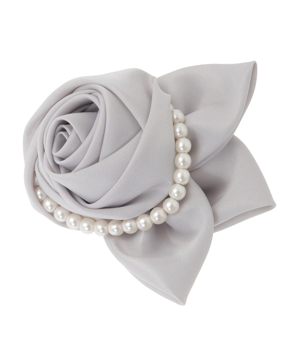 K12CD07029 a.v.v(アー・ヴェ・ヴェ) ローズモチーフコサージュ ベージュ