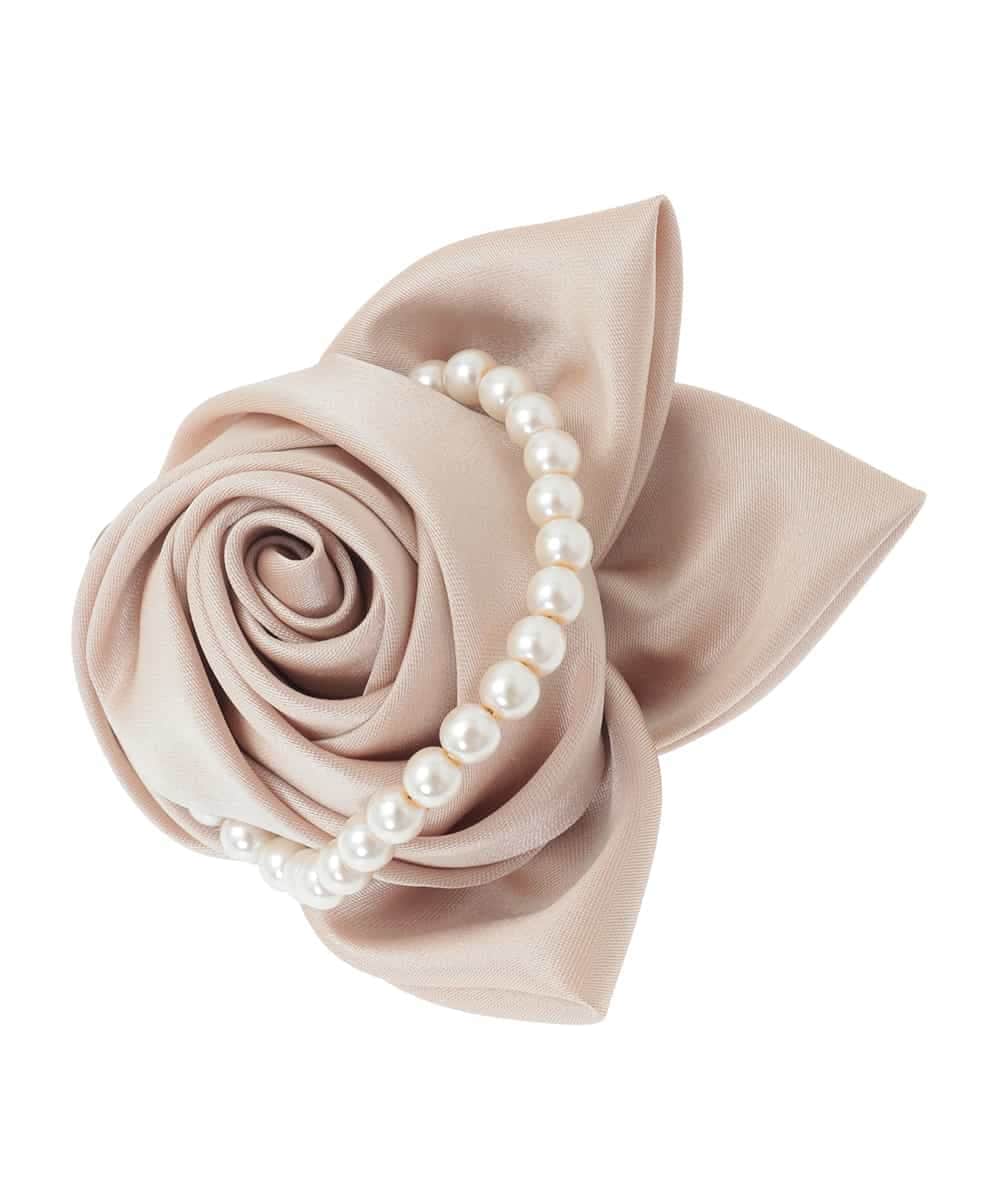 K12CD07029 a.v.v(アー・ヴェ・ヴェ) ローズモチーフコサージュ ベージュ