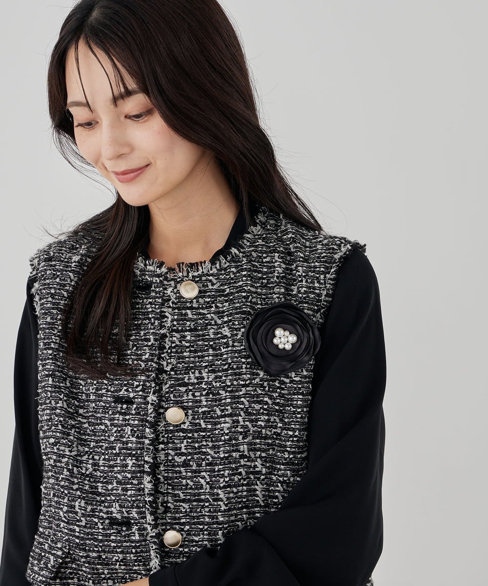 K12CD09029 a.v.v(アー・ヴェ・ヴェ) フラットローズコサージュ グレー