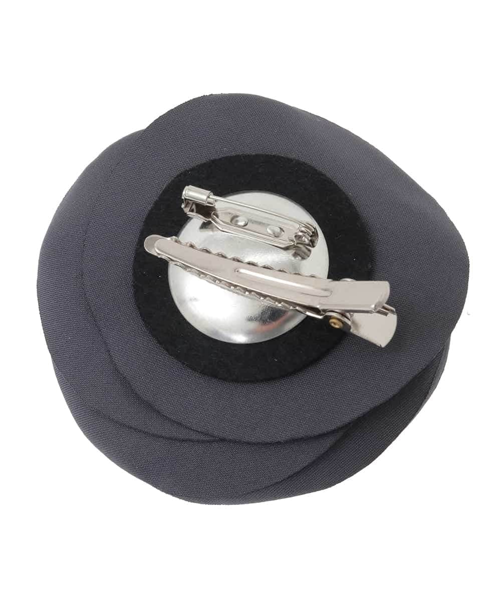 K12CD09029 a.v.v(アー・ヴェ・ヴェ) フラットローズコサージュ グレー