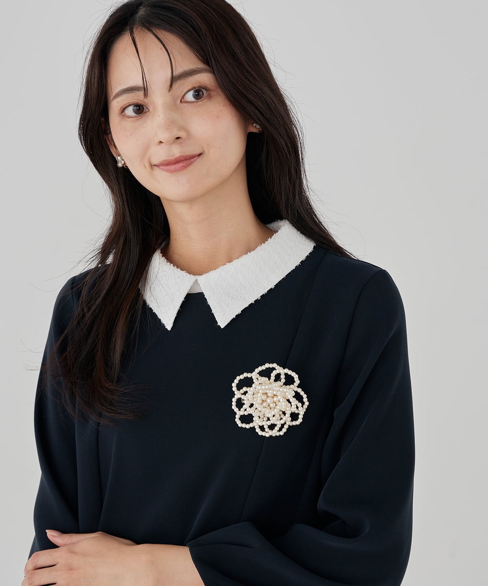 K12CD10029 a.v.v(アー・ヴェ・ヴェ) パール調フラワーコサージュ ホワイト