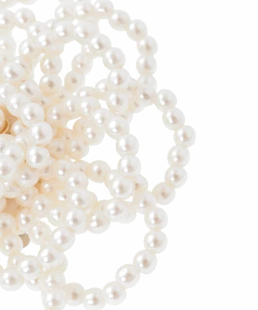 K12CD10029 a.v.v(アー・ヴェ・ヴェ) パール調フラワーコサージュ ホワイト