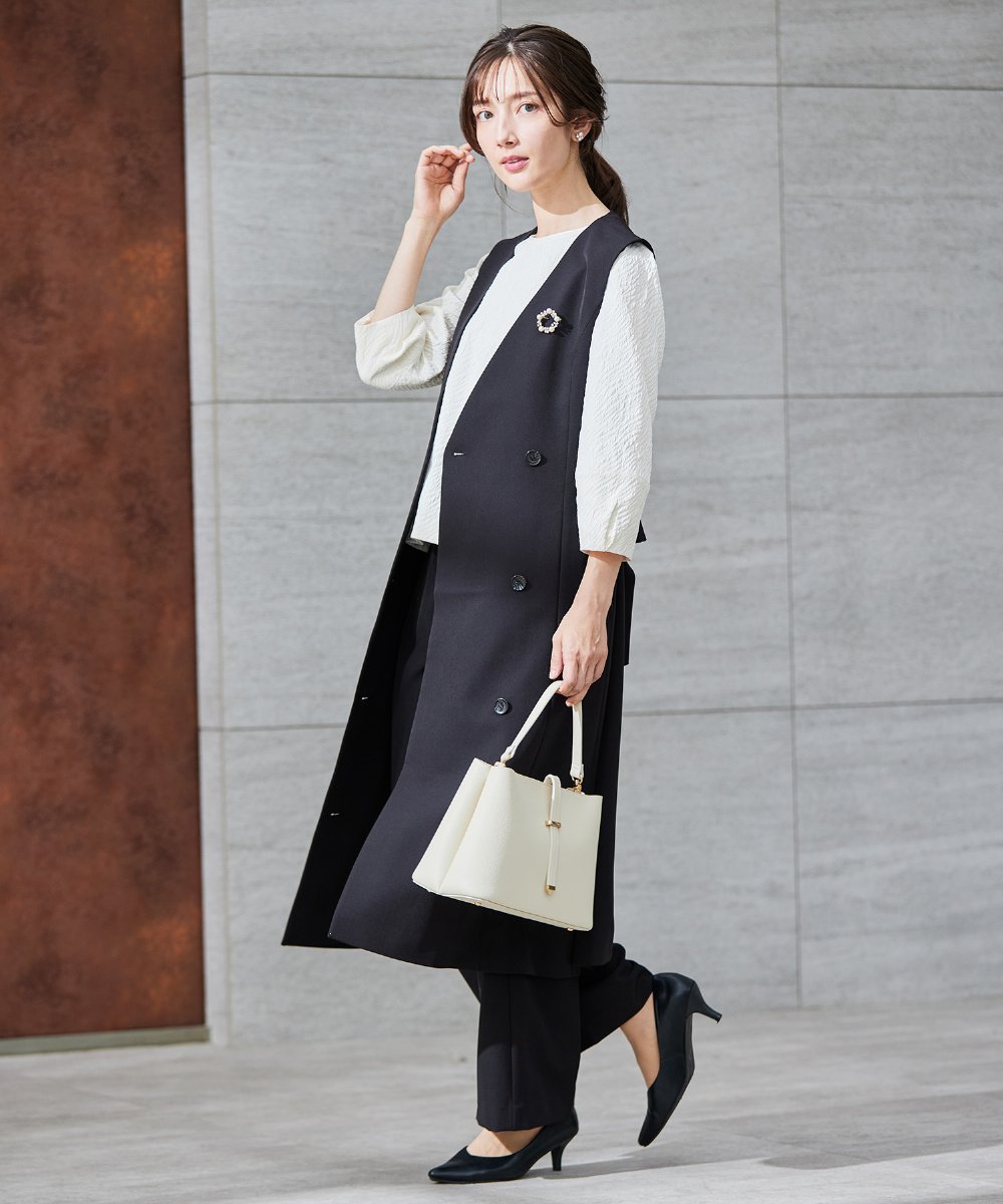 K12CD12024 a.v.v(アー・ヴェ・ヴェ) パール調サークルブローチ シルバー