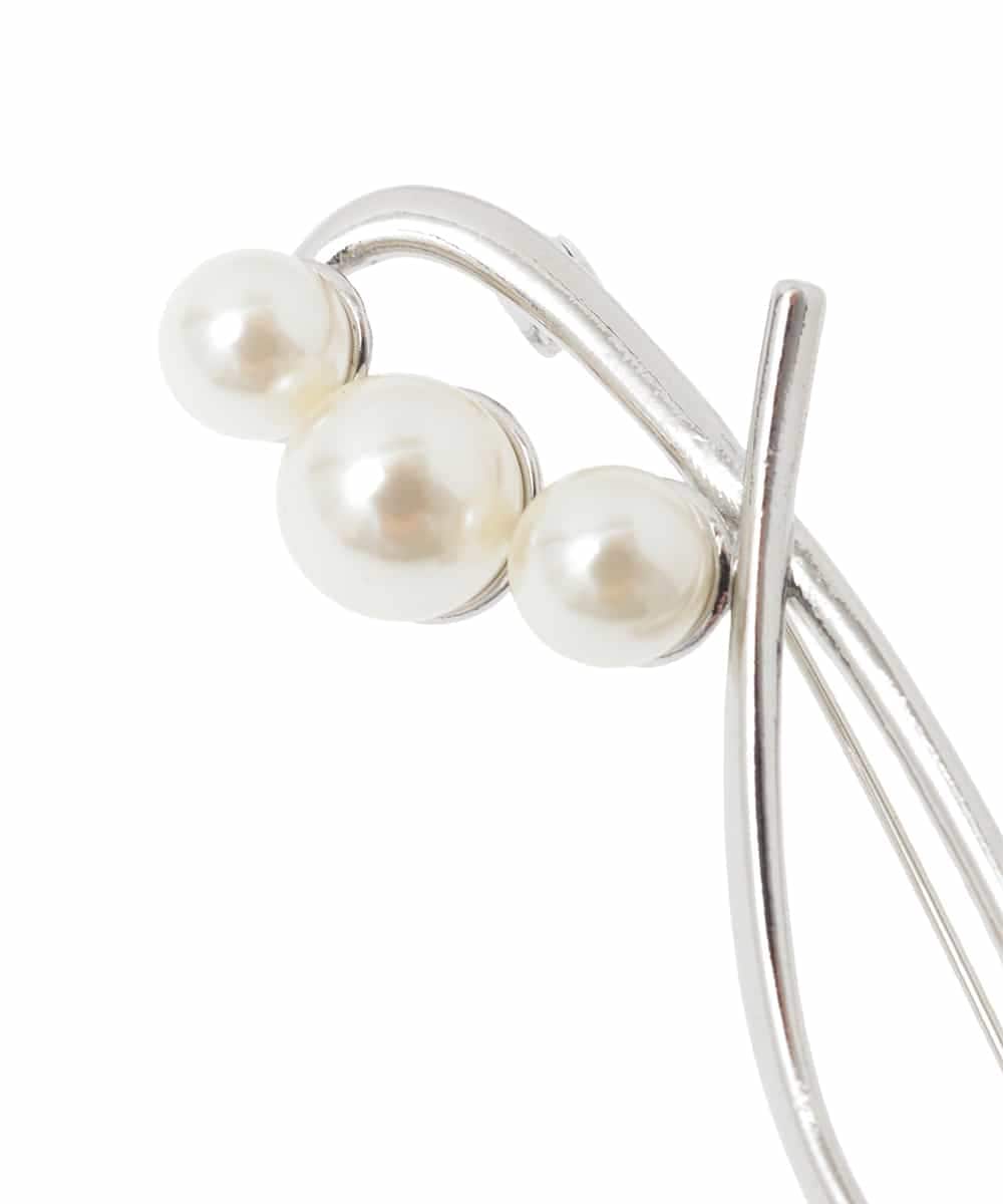 K12CD13021 a.v.v(アー・ヴェ・ヴェ) パール調ニュアンスブローチ シルバー