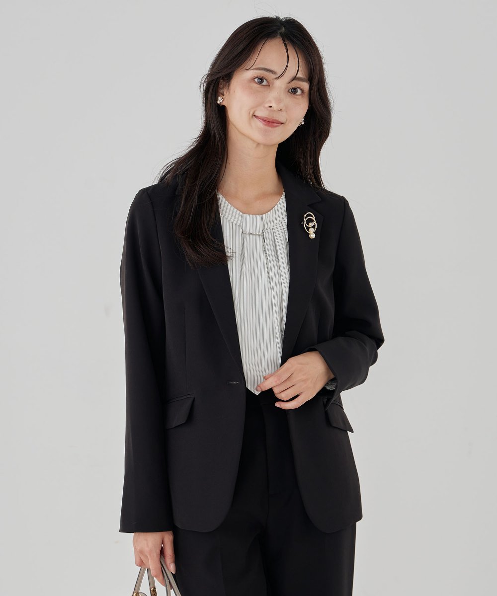 K12CD15021 a.v.v(アー・ヴェ・ヴェ) 3連パールサークルブローチ ゴールド