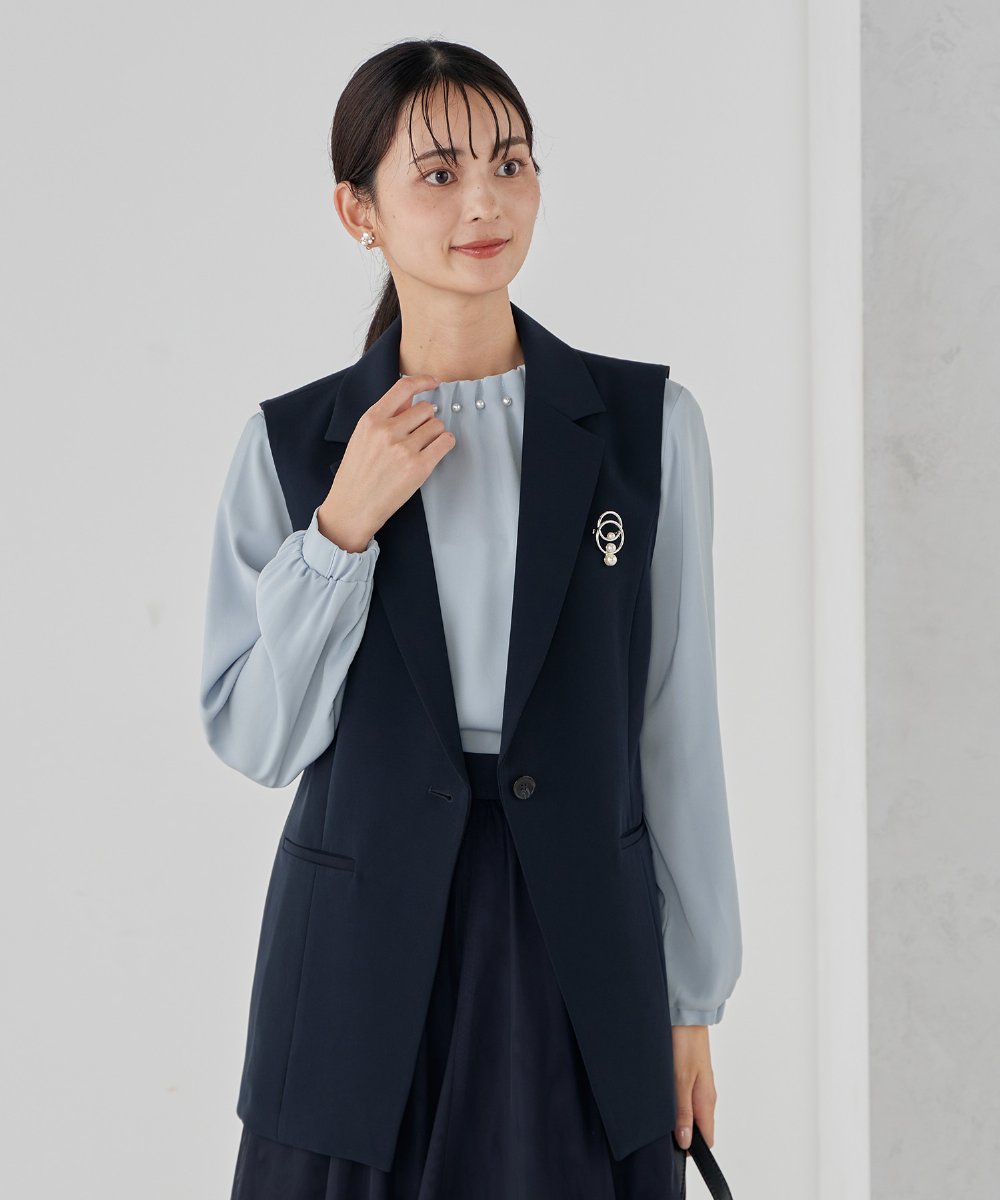 K12CD15021 a.v.v(アー・ヴェ・ヴェ) 3連パールサークルブローチ ゴールド