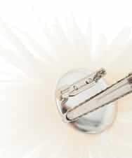 K12CD17029 a.v.v(アー・ヴェ・ヴェ) フェザーフラワーコサージュ アイボリー