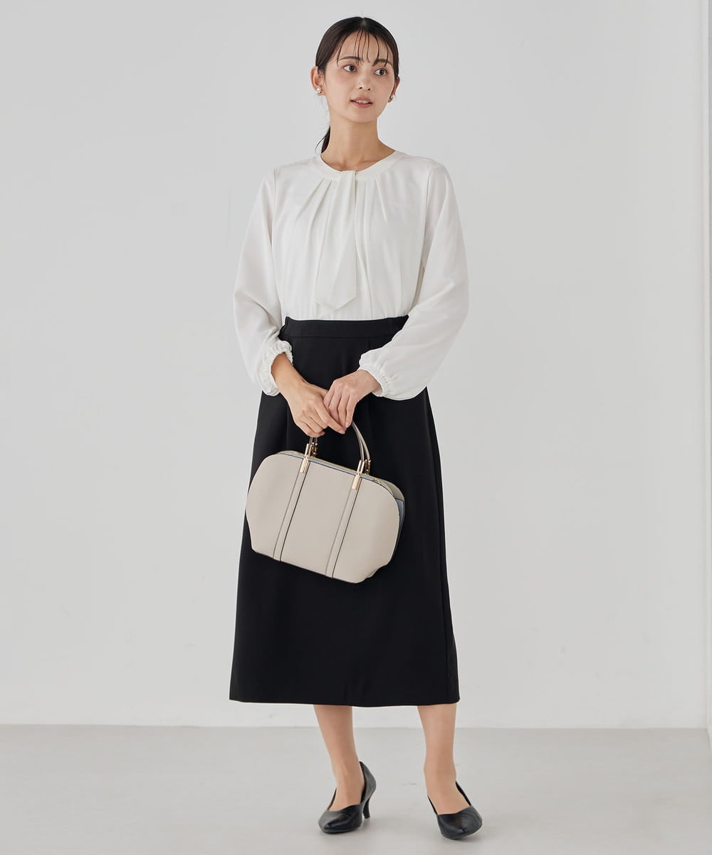 K15CD01059 a.v.v(アー・ヴェ・ヴェ) カクシボ2WAYハーフムーンバッグ ライトグレー