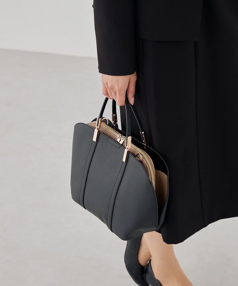 K15CD01059 a.v.v(アー・ヴェ・ヴェ) カクシボ2WAYハーフムーンバッグ ライトグレー