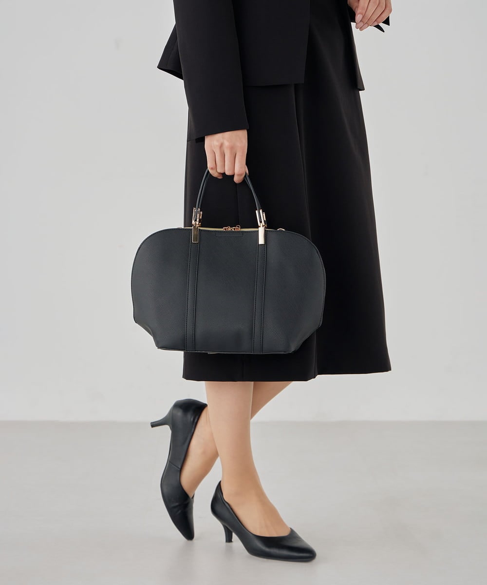 K15CD01059 a.v.v(アー・ヴェ・ヴェ) カクシボ2WAYハーフムーンバッグ ライトグレー