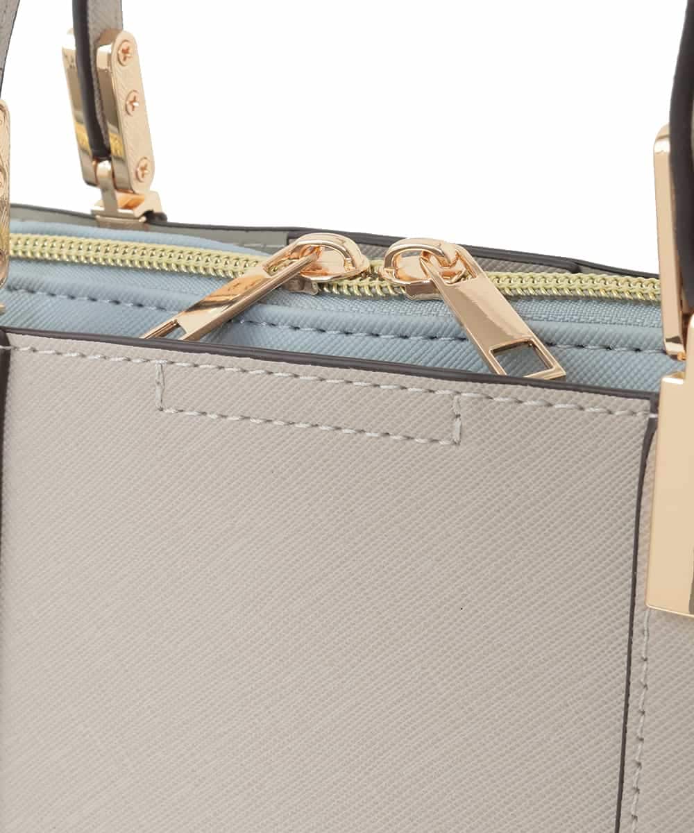 K15CD01059 a.v.v(アー・ヴェ・ヴェ) カクシボ2WAYハーフムーンバッグ ライトグレー