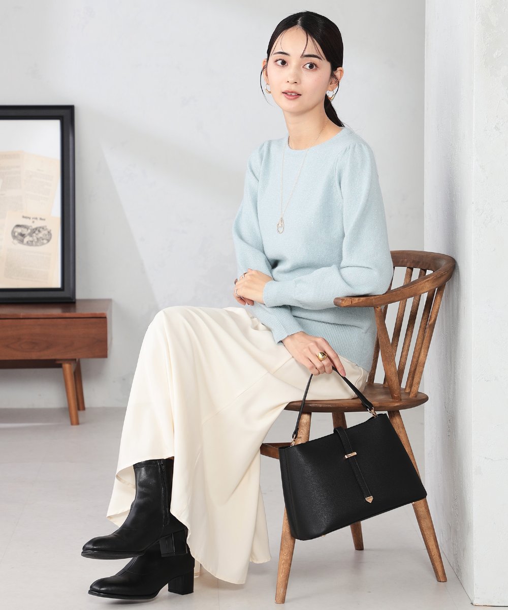 K15CD02059 a.v.v(アー・ヴェ・ヴェ) ビット調ハンドバッグ アイボリー