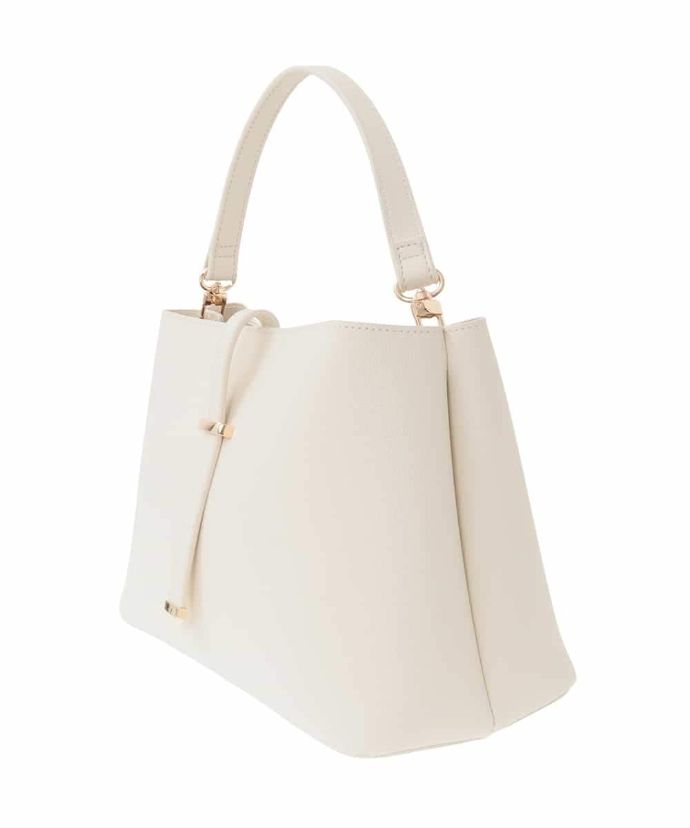 K15CD02059 a.v.v(アー・ヴェ・ヴェ) ビット調ハンドバッグ アイボリー