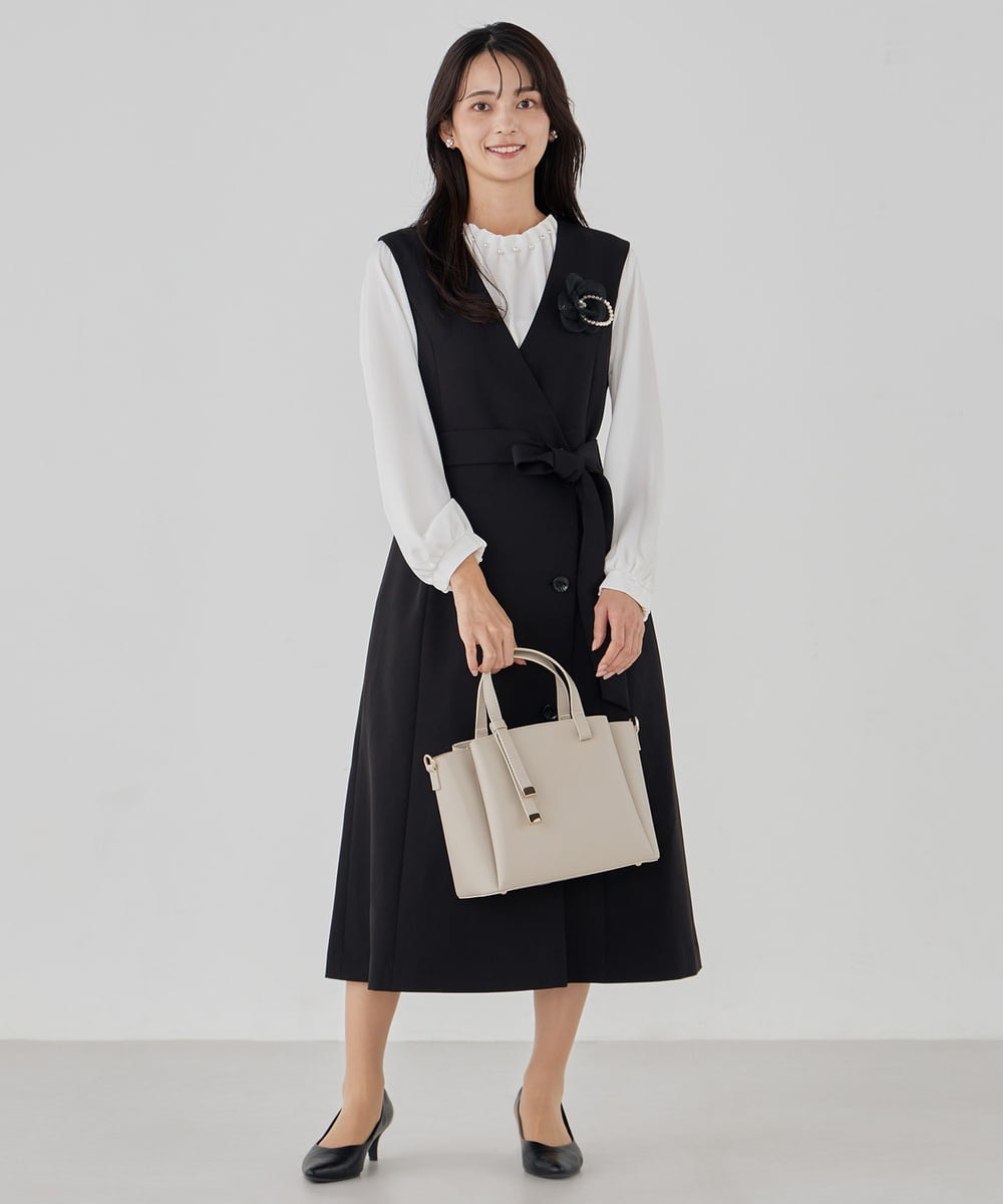 K15CD03059 a.v.v(アー・ヴェ・ヴェ) ノットハンドルミドルサイズトート ブラック