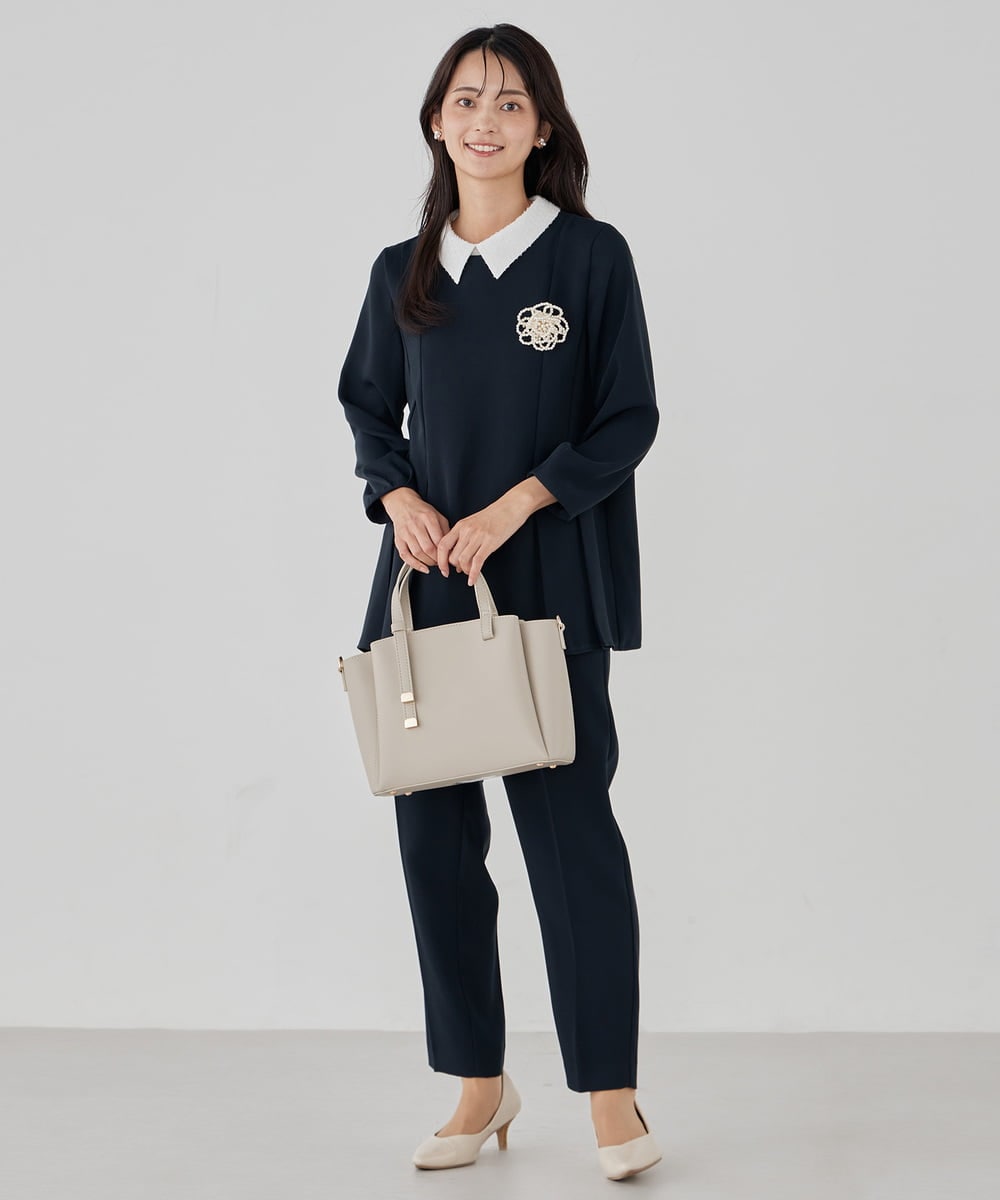 K15CD03059 a.v.v(アー・ヴェ・ヴェ) ノットハンドルミドルサイズトート ブラック