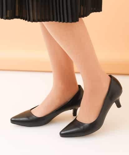 K16CM01049  【ヒール高さ：5.5～5.7cm】フェイクレザーパンプス