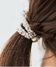 K1HCD03012 a.v.v(アー・ヴェ・ヴェ) パール調ヘアポニー アイボリー