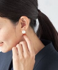 K1PCA01016 a.v.v(アー・ヴェ・ヴェ) シンプルパール調ピアス ゴールド