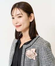 K1PCA02012 a.v.v(アー・ヴェ・ヴェ) パールビジューイヤリング ゴールド